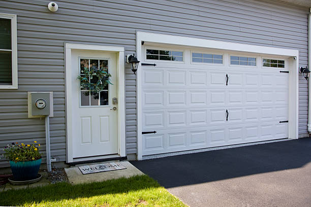 24/7 Emergency Garage Door Panel Replacement experts in Osage, IA